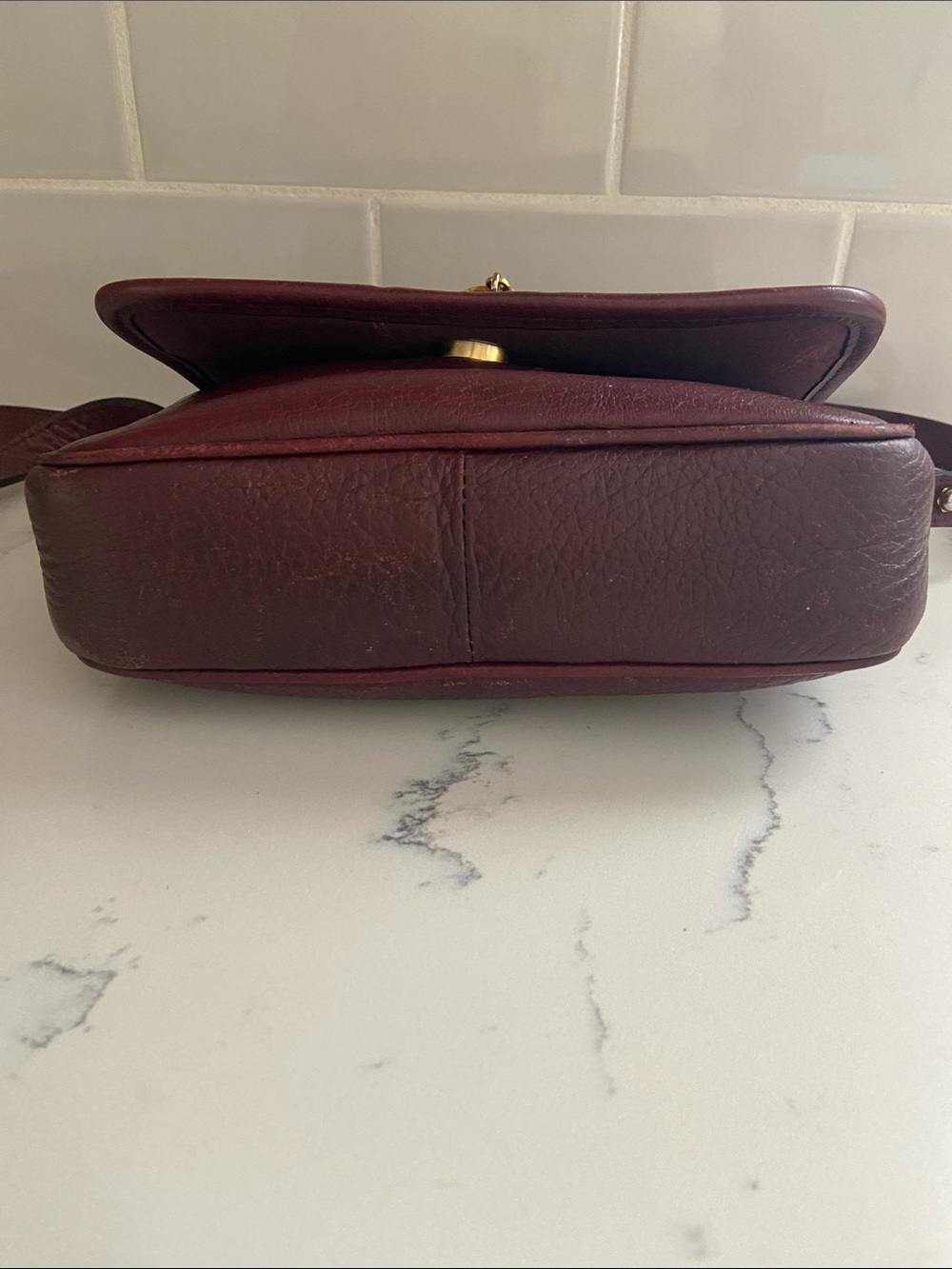 Vintage Etienne Aigner Burgundy Leather Crossbody Bag Horsebit Medallion Purse - Picture 8 of 16